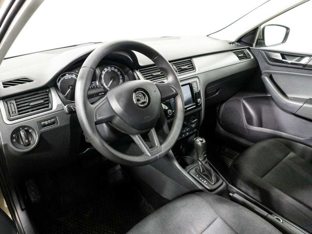 Skoda Rapid 2019 года с пробегом. Фото: #10