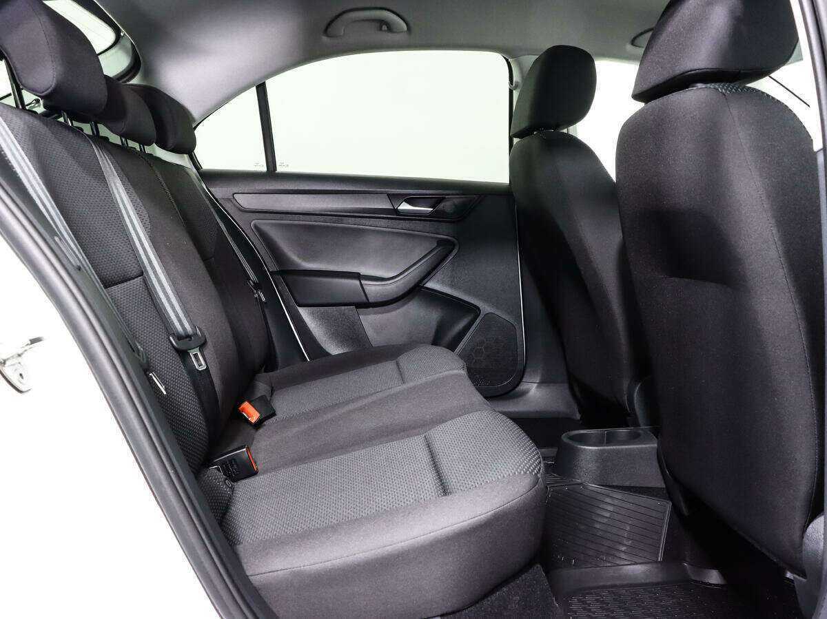 Volkswagen Polo 2021 года с пробегом. Фото: #11