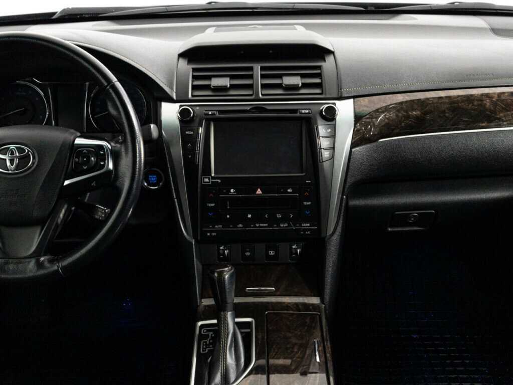 Toyota Camry 2016 года с пробегом. Фото: #13