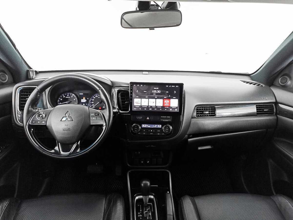 Mitsubishi Outlander 2018 года с пробегом. Фото: #11