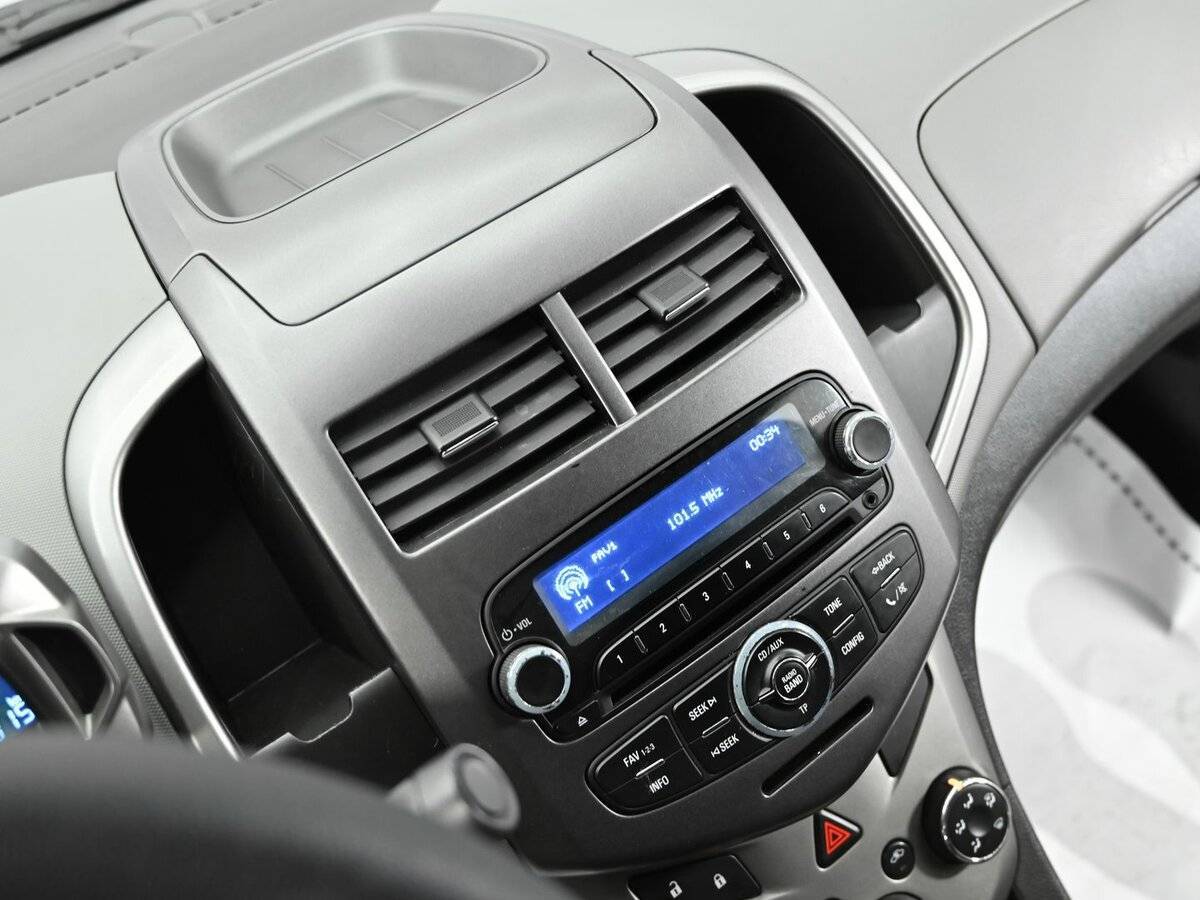 Chevrolet Aveo 2012 года с пробегом. Фото: #9