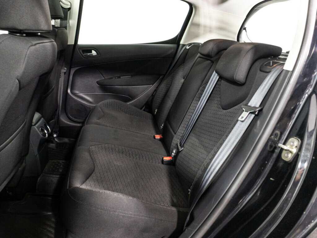 Peugeot 308 2012 года с пробегом. Фото: #9