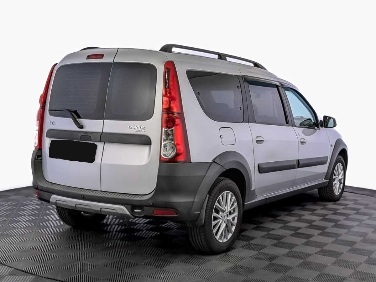 Lada (ВАЗ) Largus 2017 года с пробегом. Фото: #4