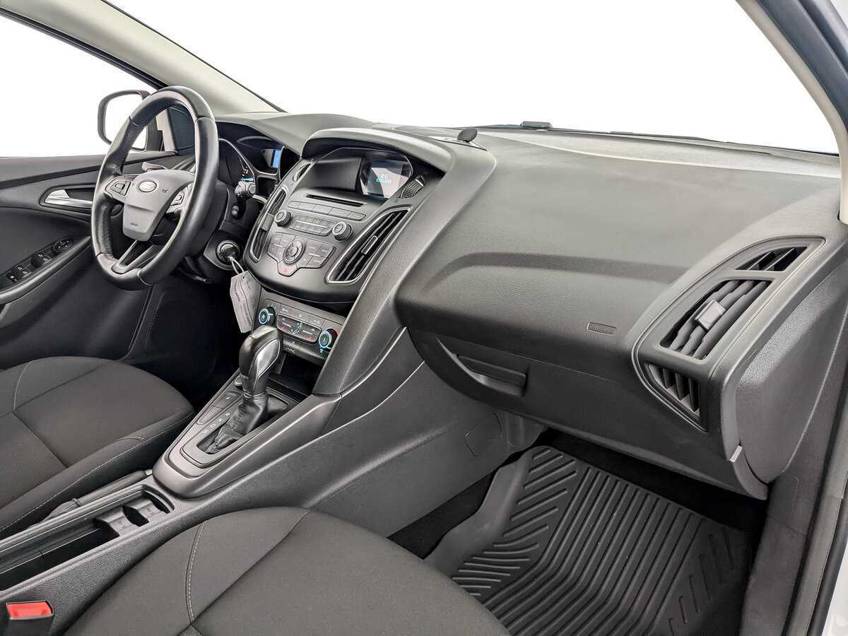 Ford Focus 2018 года с пробегом. Фото: #10