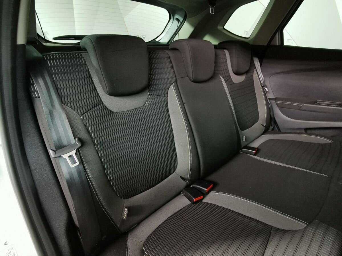 Renault Kaptur 2019 года с пробегом. Фото: #12