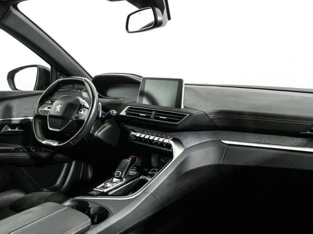 Peugeot 3008 2017 года с пробегом. Фото: #8