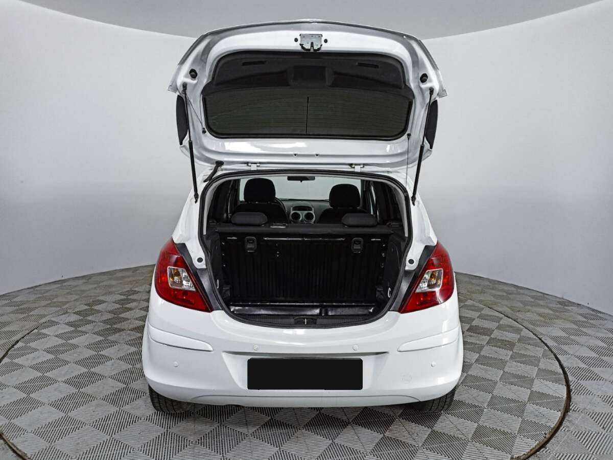 Opel Corsa 2013 года с пробегом. Фото: #9