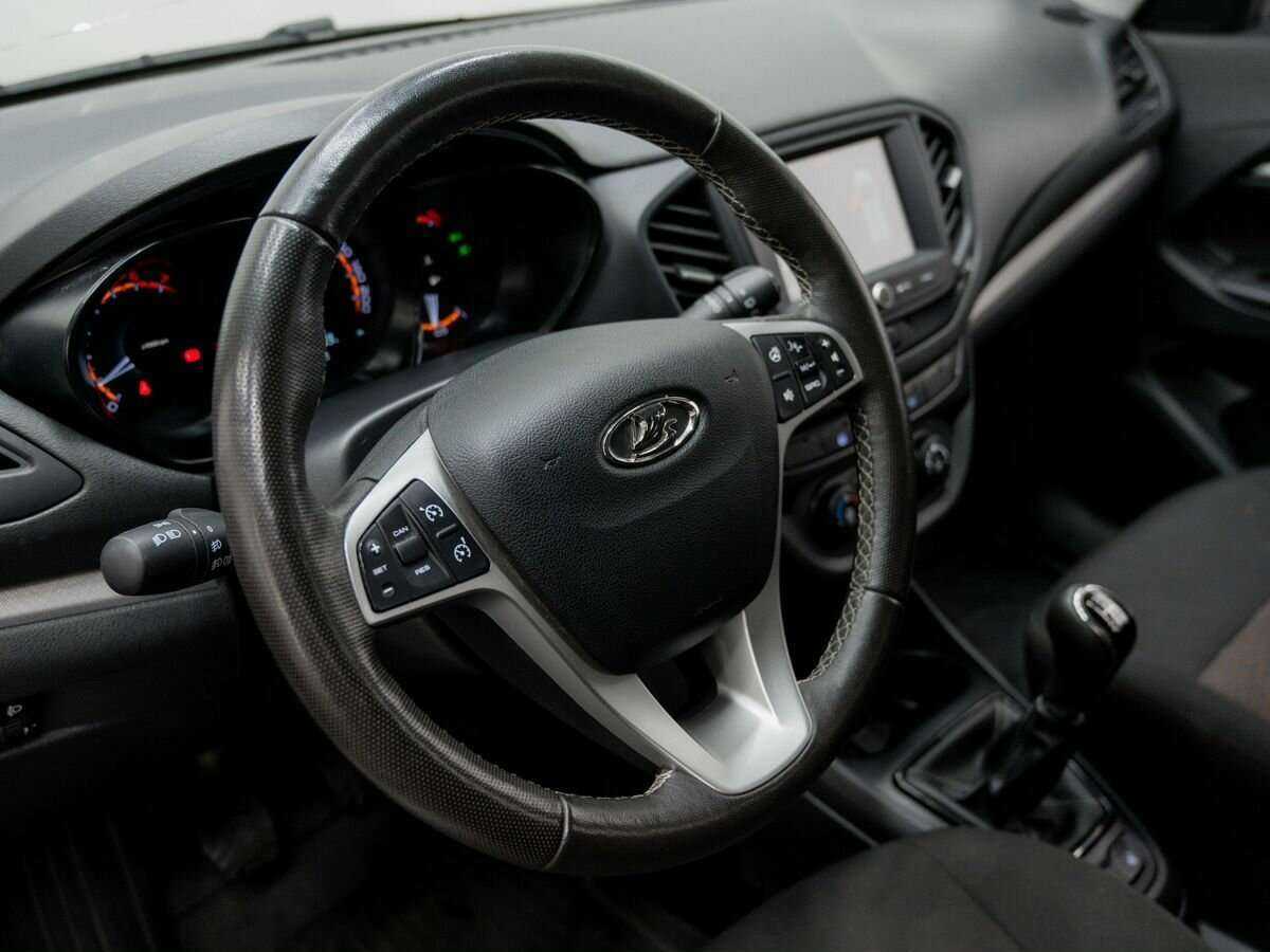 Lada (ВАЗ) Vesta 2021 года с пробегом. Фото: #11