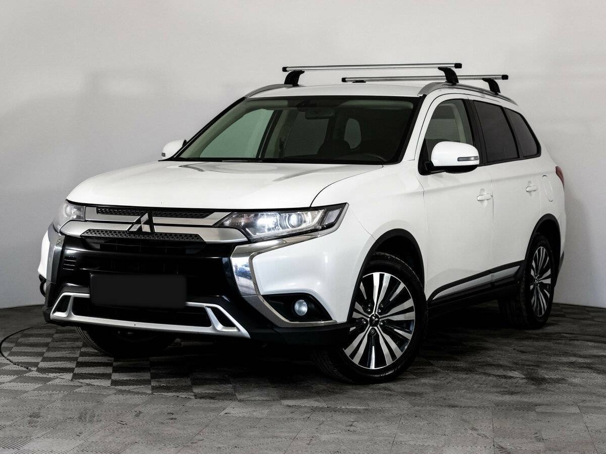 Mitsubishi Outlander 2019 года с пробегом. Посмотреть фото
