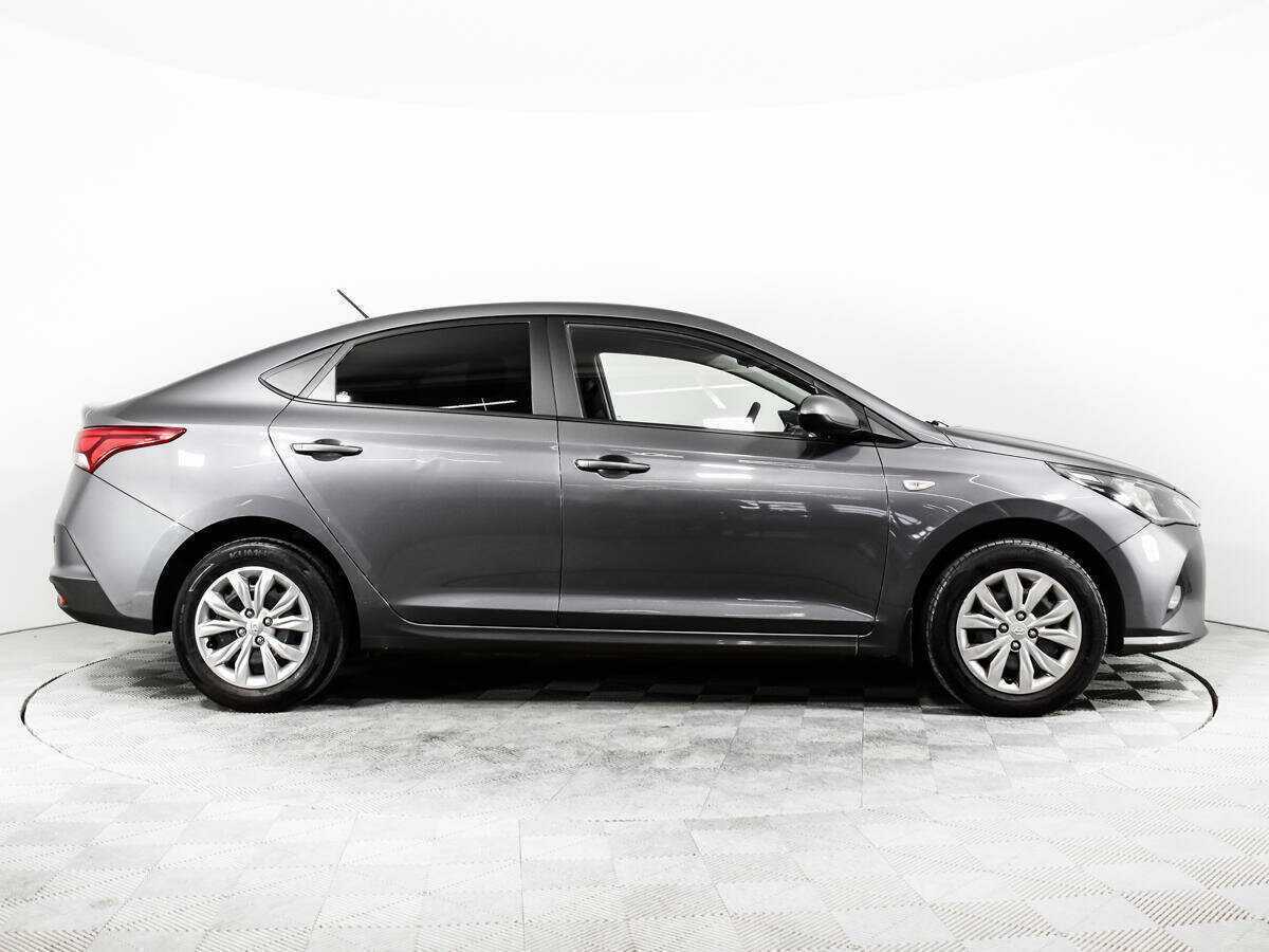 Hyundai Solaris 2021 года с пробегом. Фото: #3