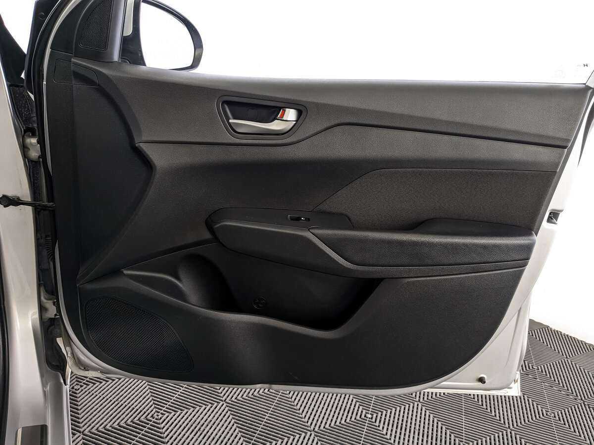 Hyundai Solaris 2019 года с пробегом. Фото: #20