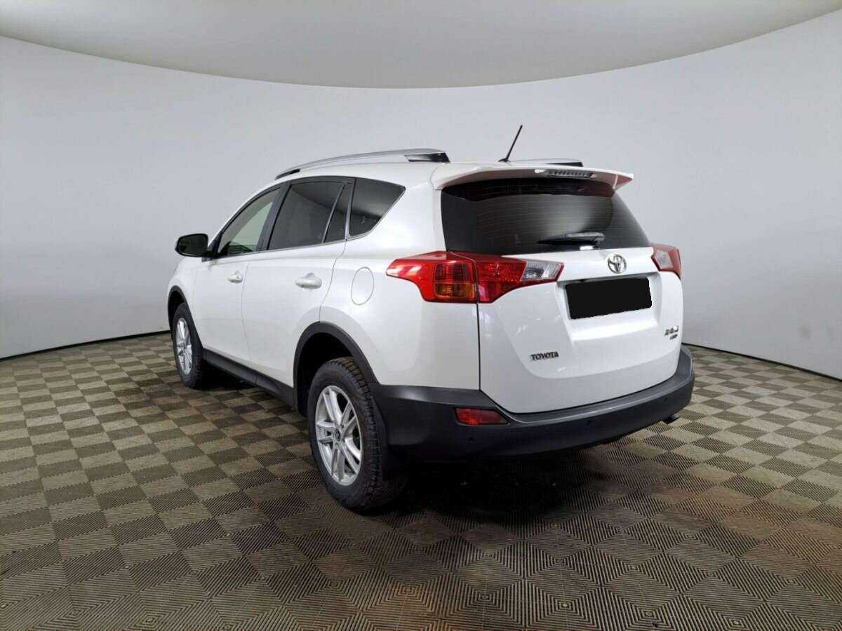 Toyota RAV4 2014 года с пробегом. Фото: #6