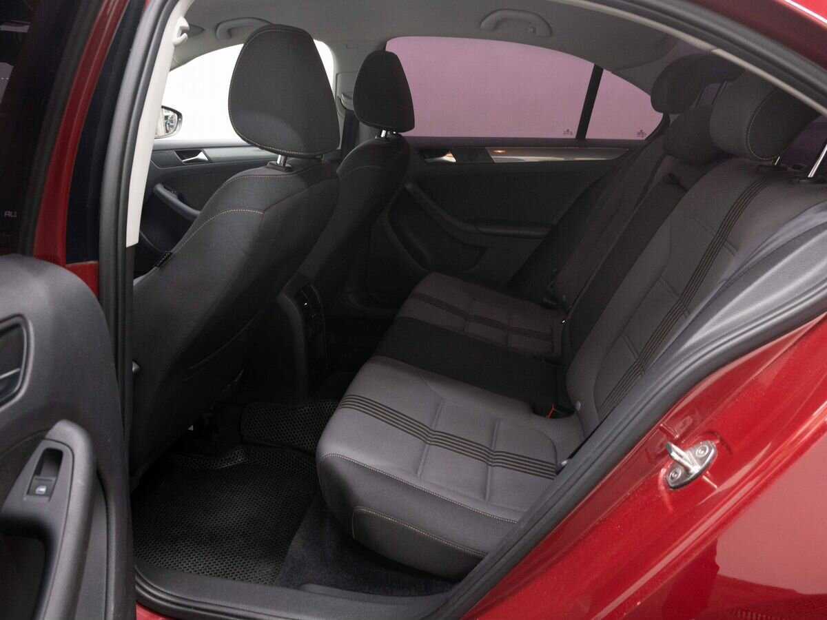 Volkswagen Jetta 2016 года с пробегом. Фото: #8