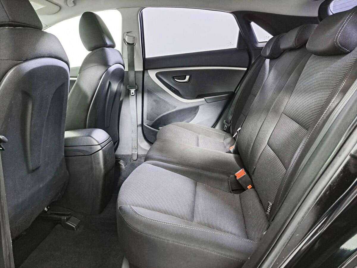 Hyundai i30 2012 года с пробегом. Фото: #9