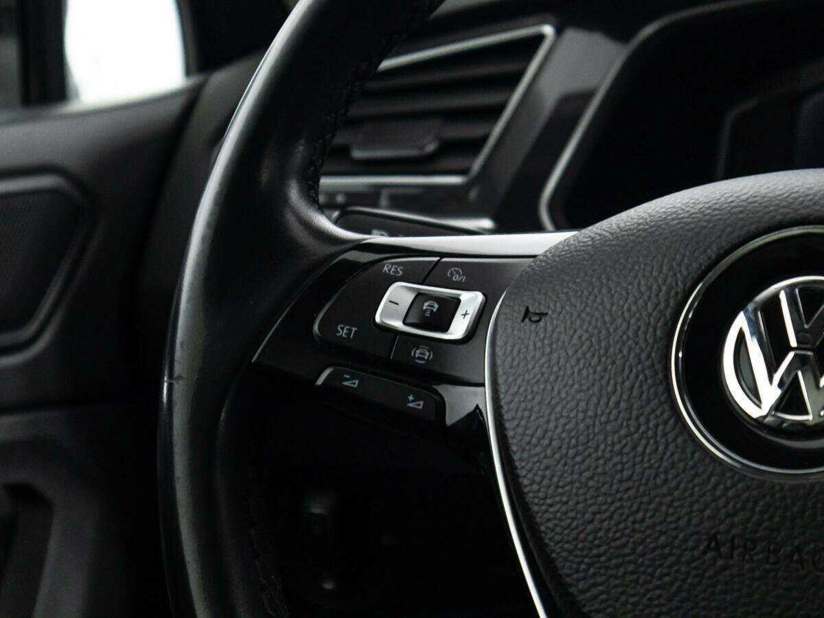 Volkswagen Tiguan 2019 года с пробегом. Фото: #21