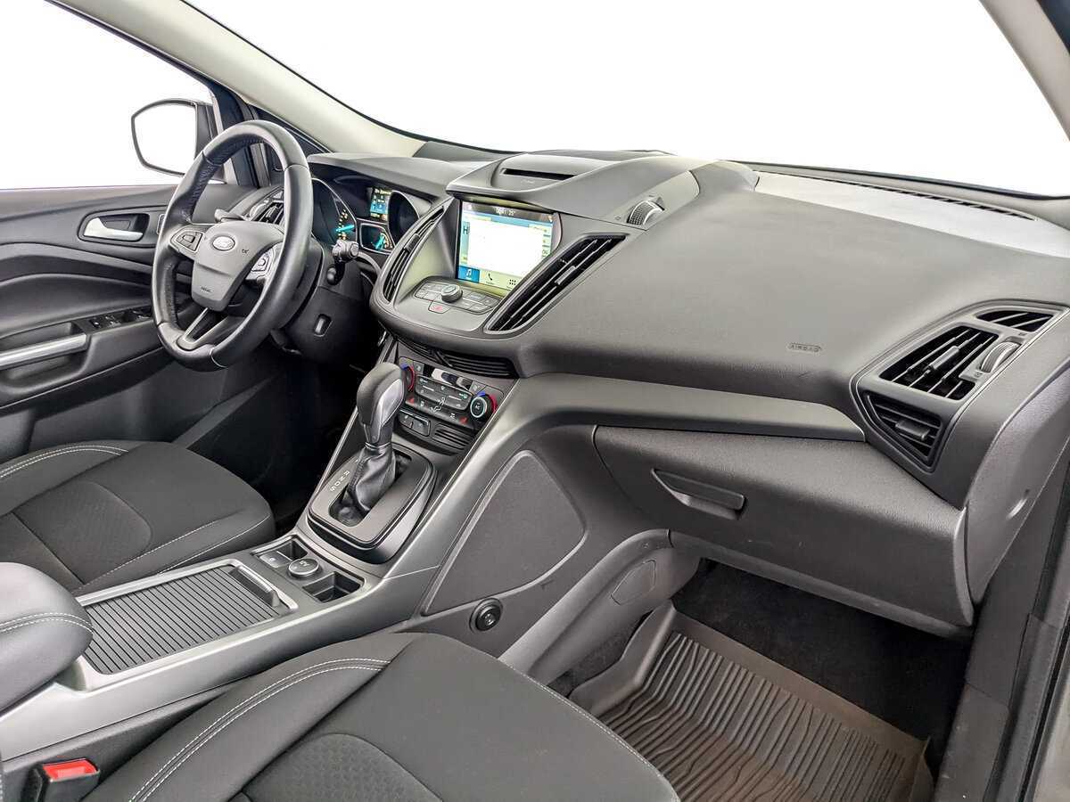 Ford Kuga 2018 года с пробегом. Фото: #8