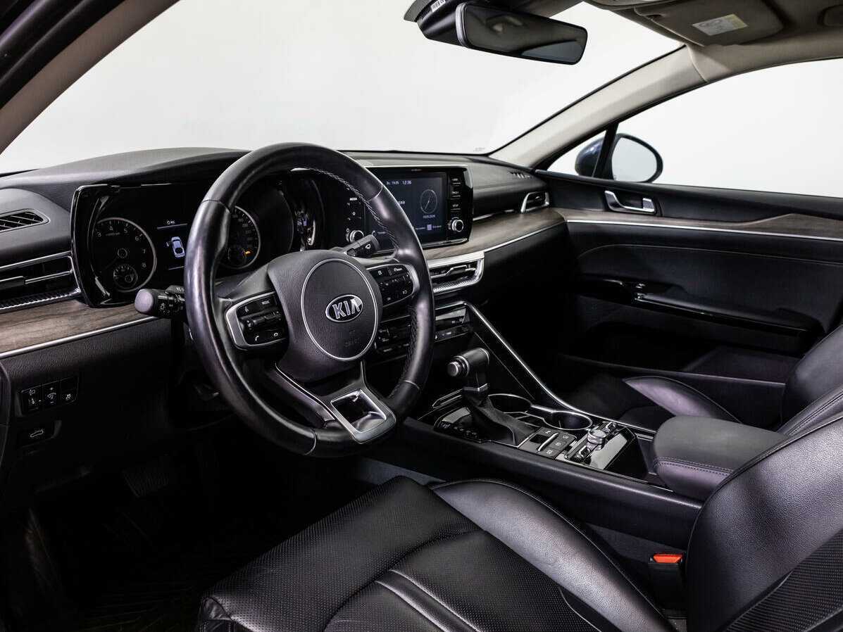 Kia K5 2021 года с пробегом. Фото: #10