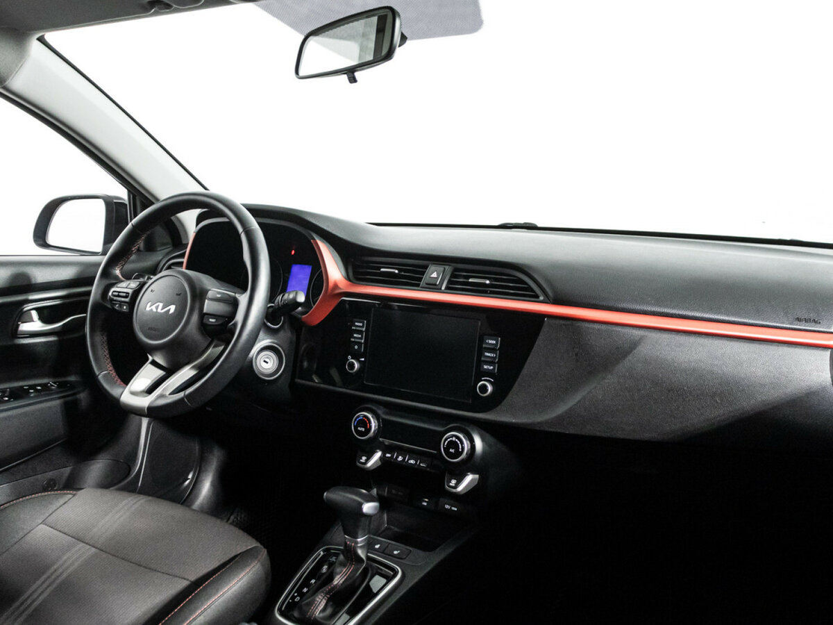 Kia Rio 2021 года с пробегом. Фото: #8