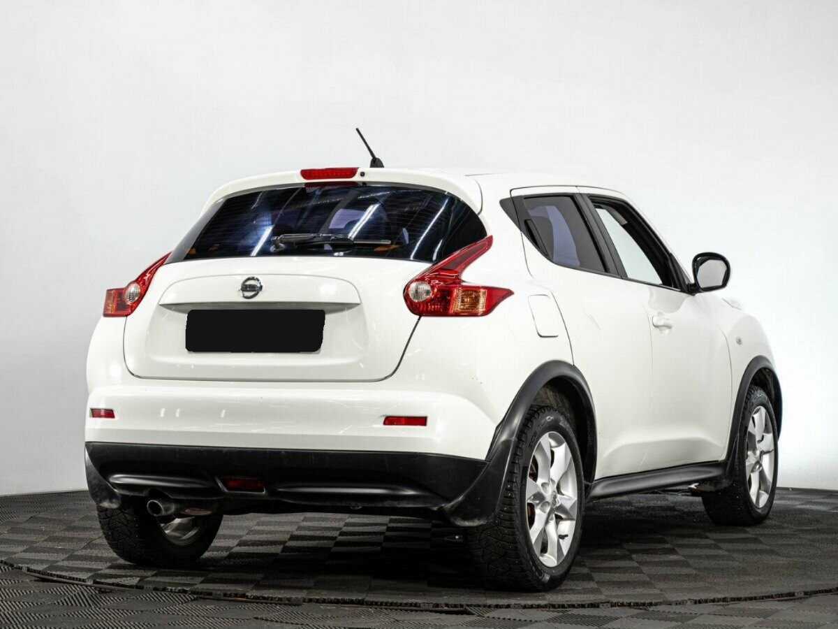 Nissan Juke 2012 года с пробегом. Фото: #3