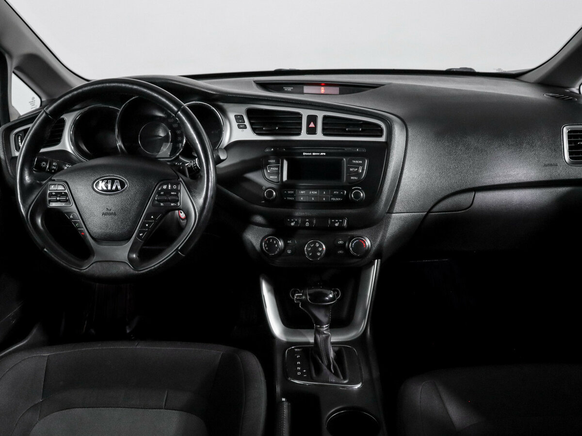 Kia Ceed 2015 года с пробегом. Фото: #9