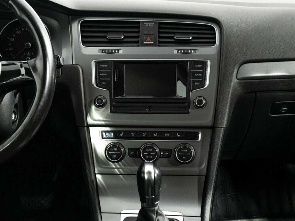 Volkswagen Golf 2013 года с пробегом. Фото: #13