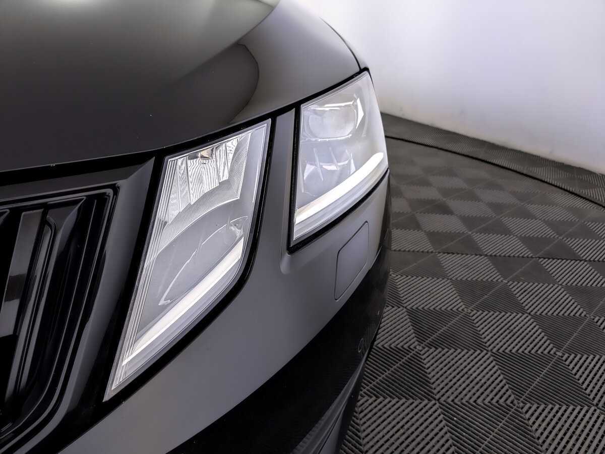 Skoda Octavia 2019 года с пробегом. Фото: #16