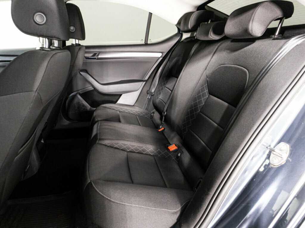 Skoda Superb 2018 года с пробегом. Фото: #7