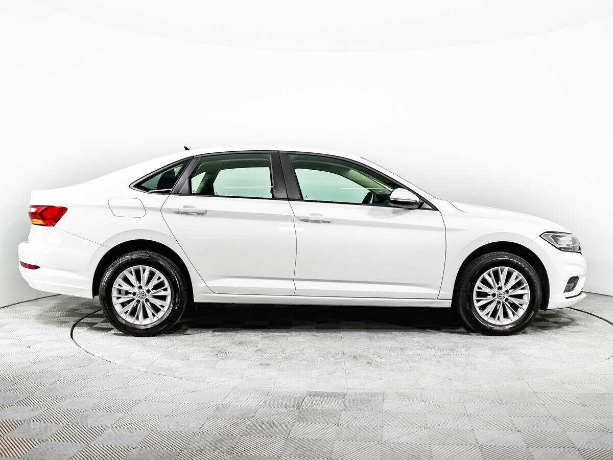Volkswagen Jetta 2020 года с пробегом. Фото: #3