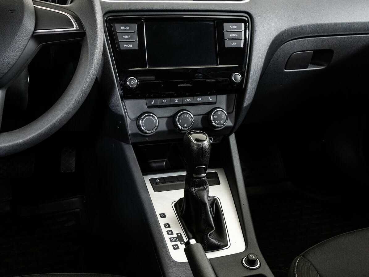 Skoda Octavia 2018 года с пробегом. Фото: #11