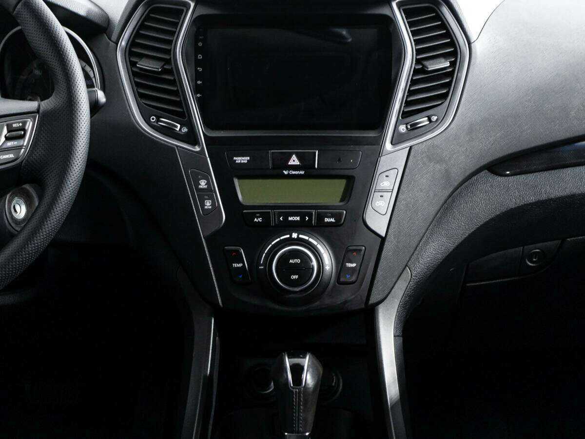 Hyundai Santa Fe 2013 года с пробегом. Фото: #13