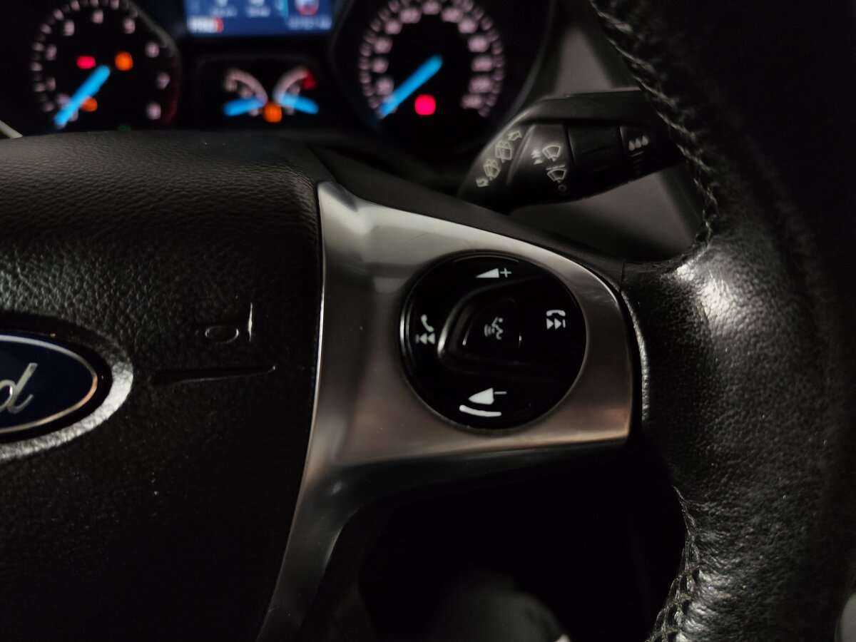 Ford Kuga 2015 года с пробегом. Фото: #10