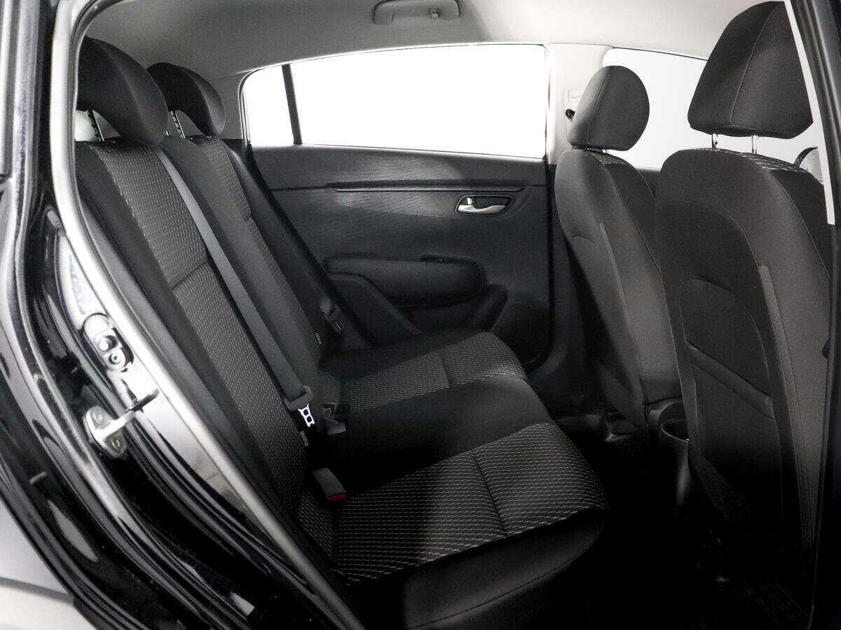 Kia Rio 2018 года с пробегом. Фото: #10