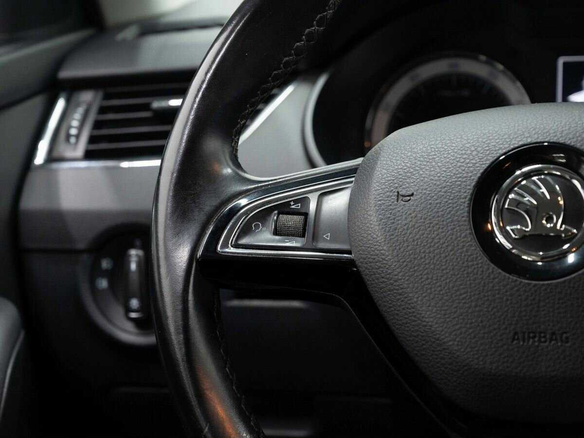 Skoda Octavia 2016 года с пробегом. Фото: #16