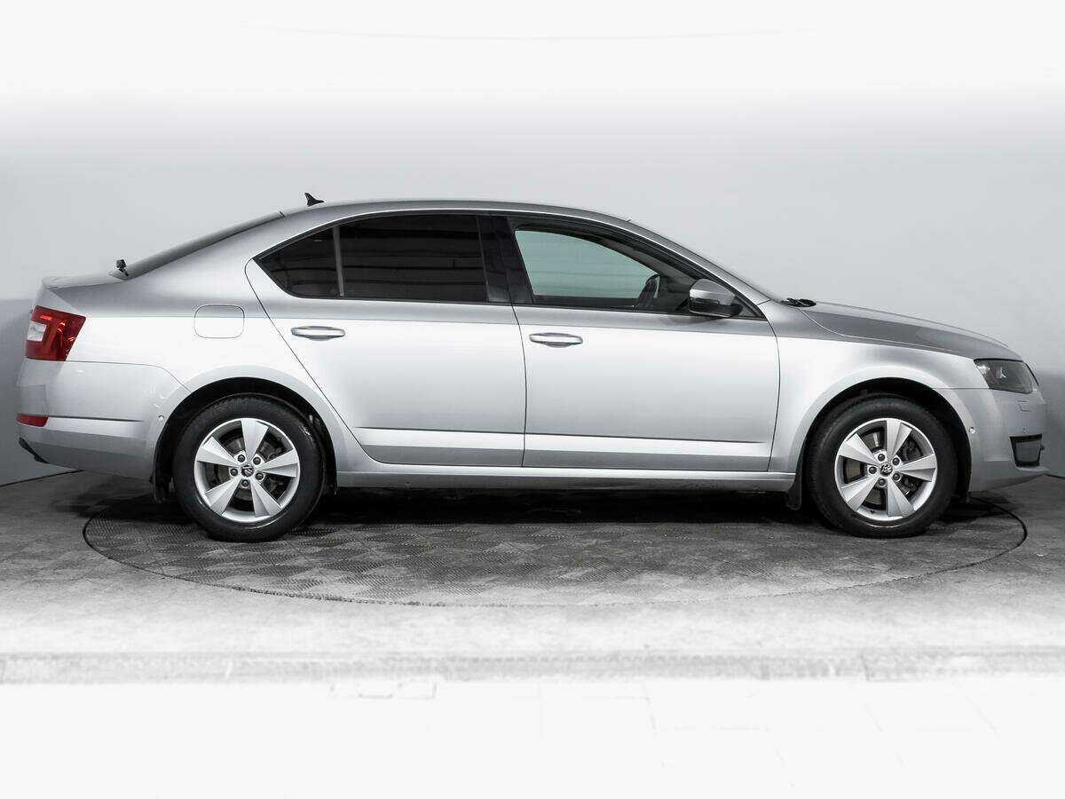 Skoda Octavia 2013 года с пробегом. Фото: #3