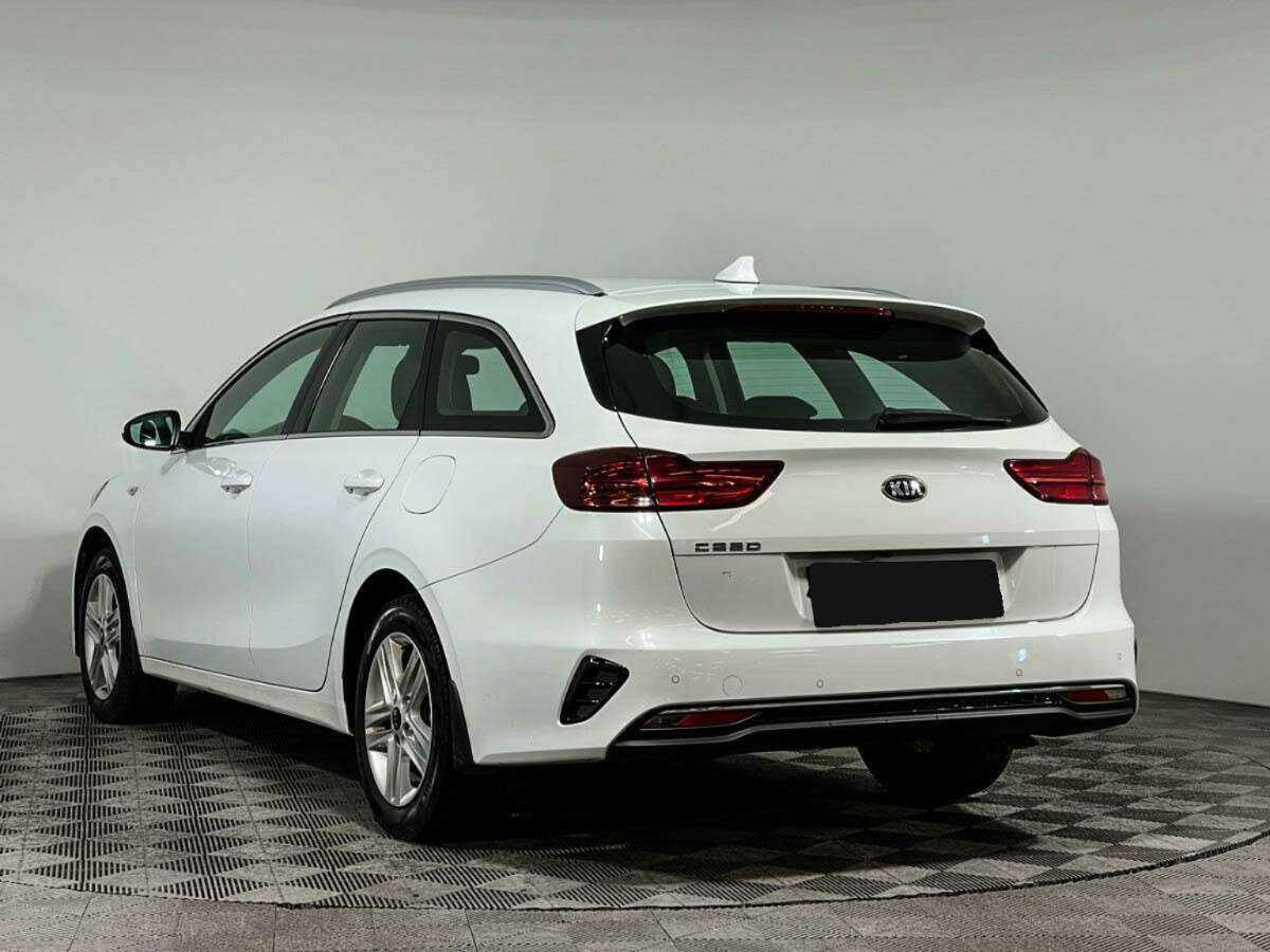 Kia Ceed 2021 года с пробегом. Фото: #6