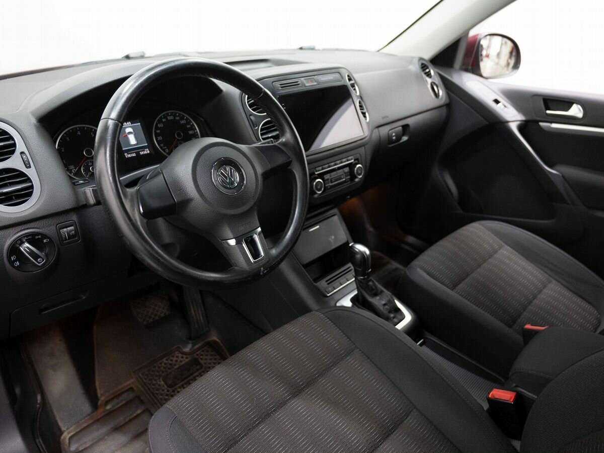Volkswagen Tiguan 2012 года с пробегом. Фото: #6