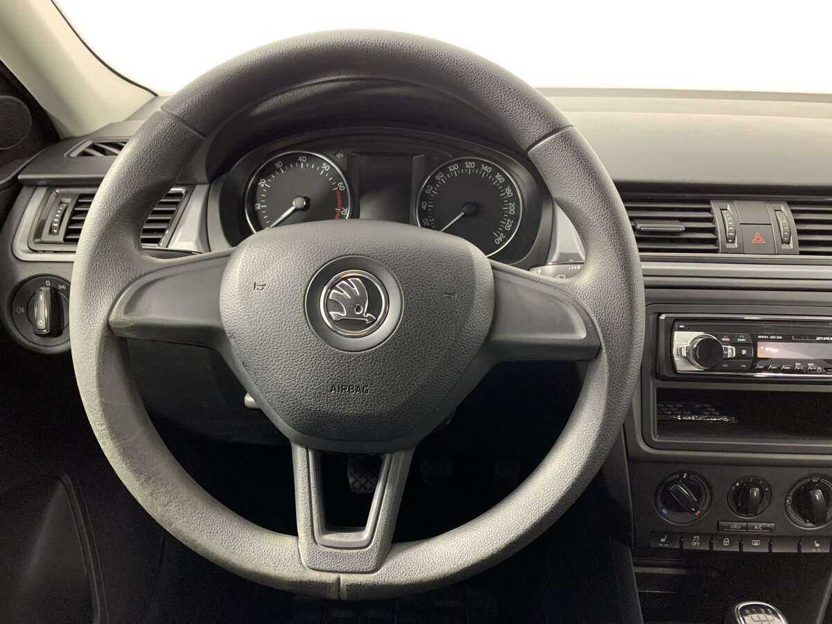 Skoda Rapid 2017 года с пробегом. Фото: #22