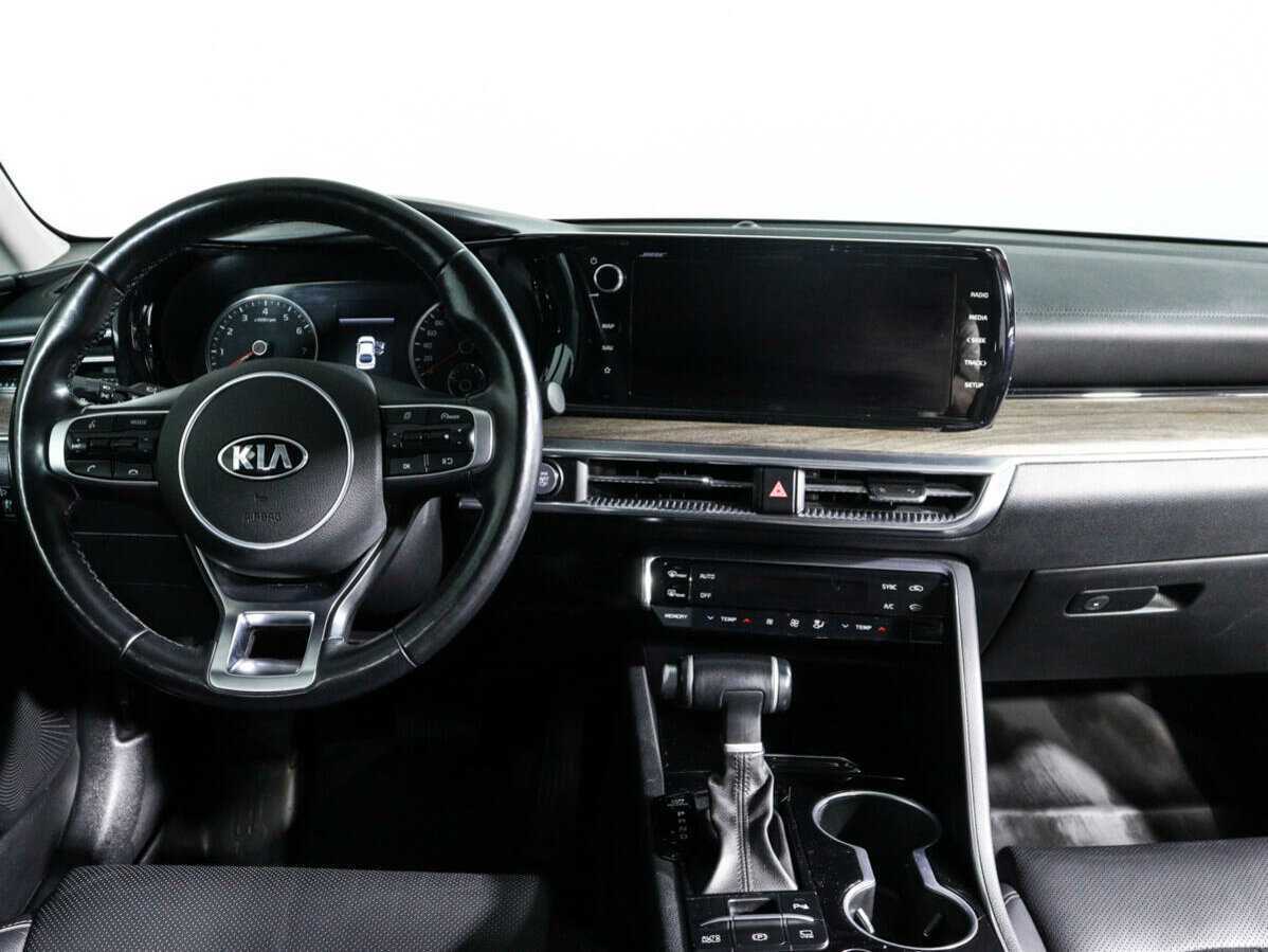 Kia K5 2020 года с пробегом. Фото: #9