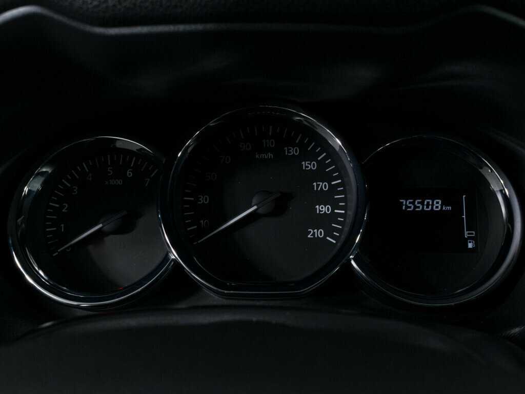 Nissan Terrano 2020 года с пробегом. Фото: #10