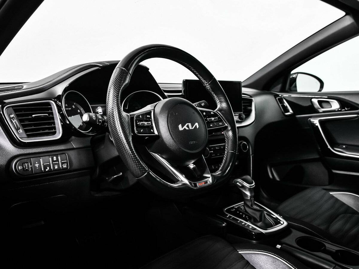 Kia Ceed 2021 года с пробегом. Фото: #11