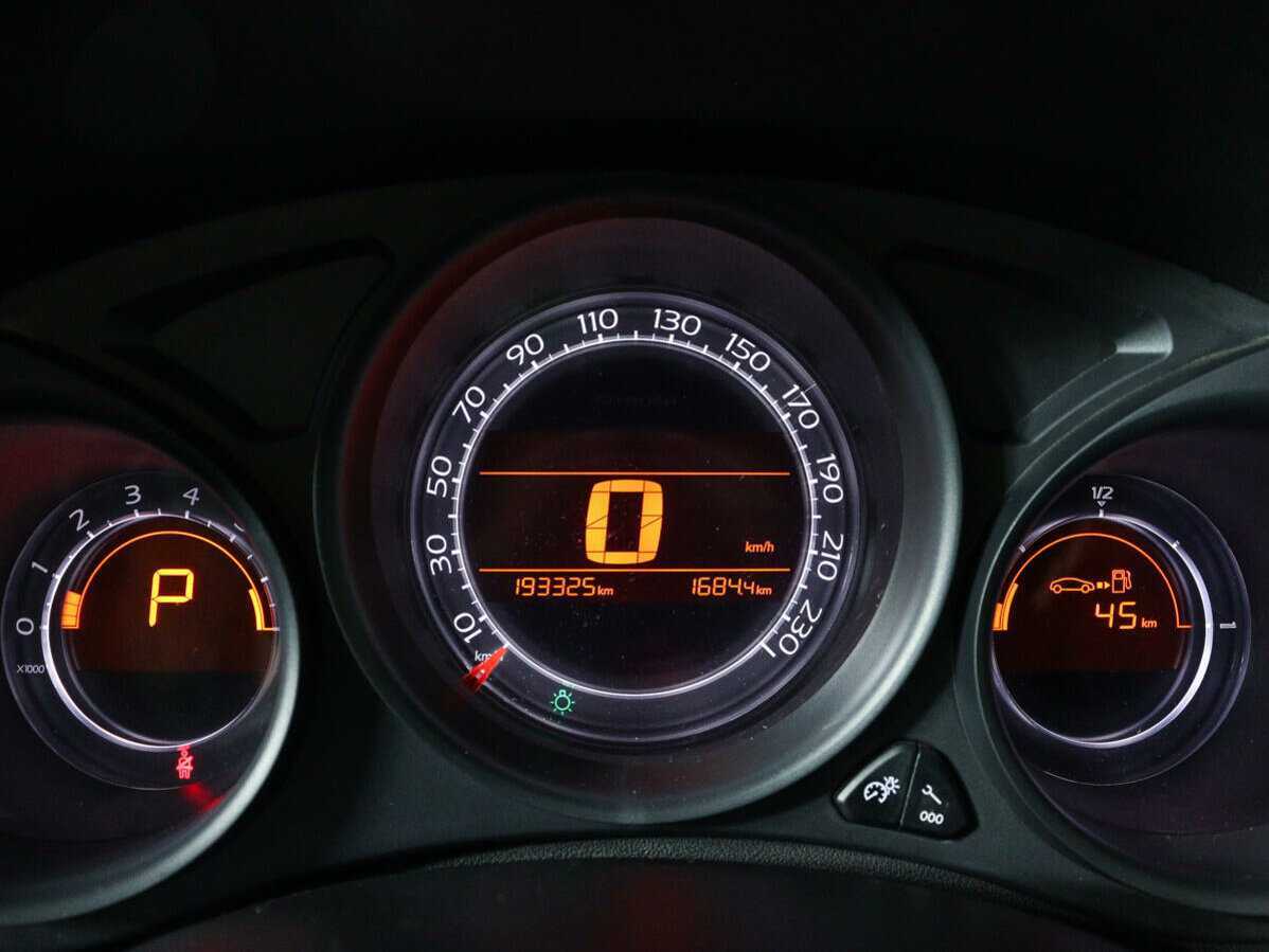 Citroen C4 2012 года с пробегом. Фото: #8