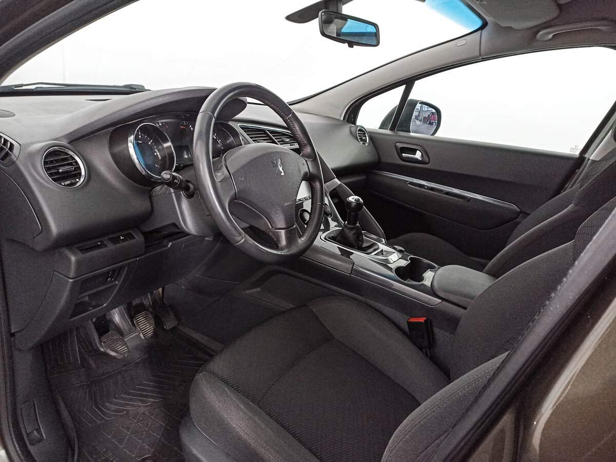 Peugeot 3008 2012 года с пробегом. Фото: #11