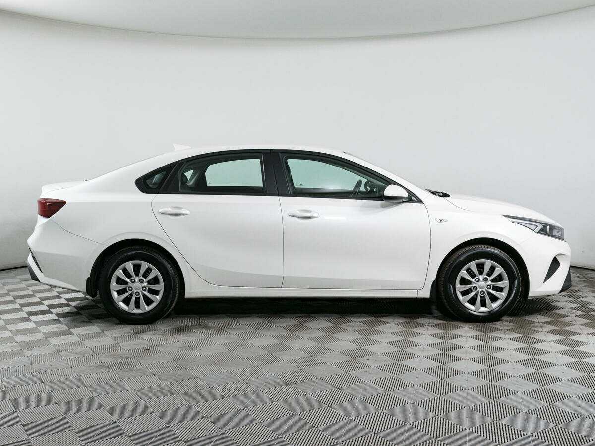 Kia Cerato 2021 года с пробегом. Фото: #3