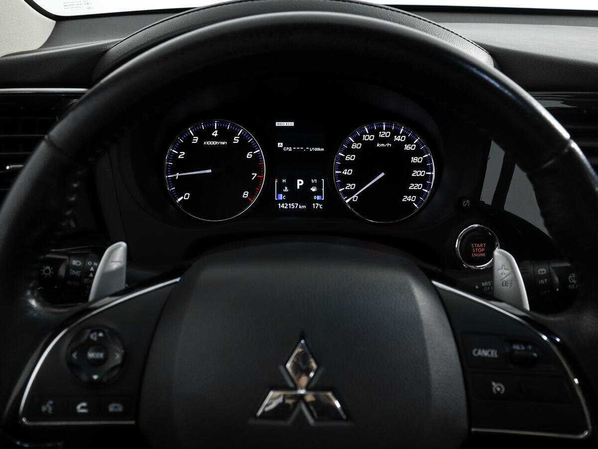 Mitsubishi Outlander 2017 года с пробегом. Фото: #17