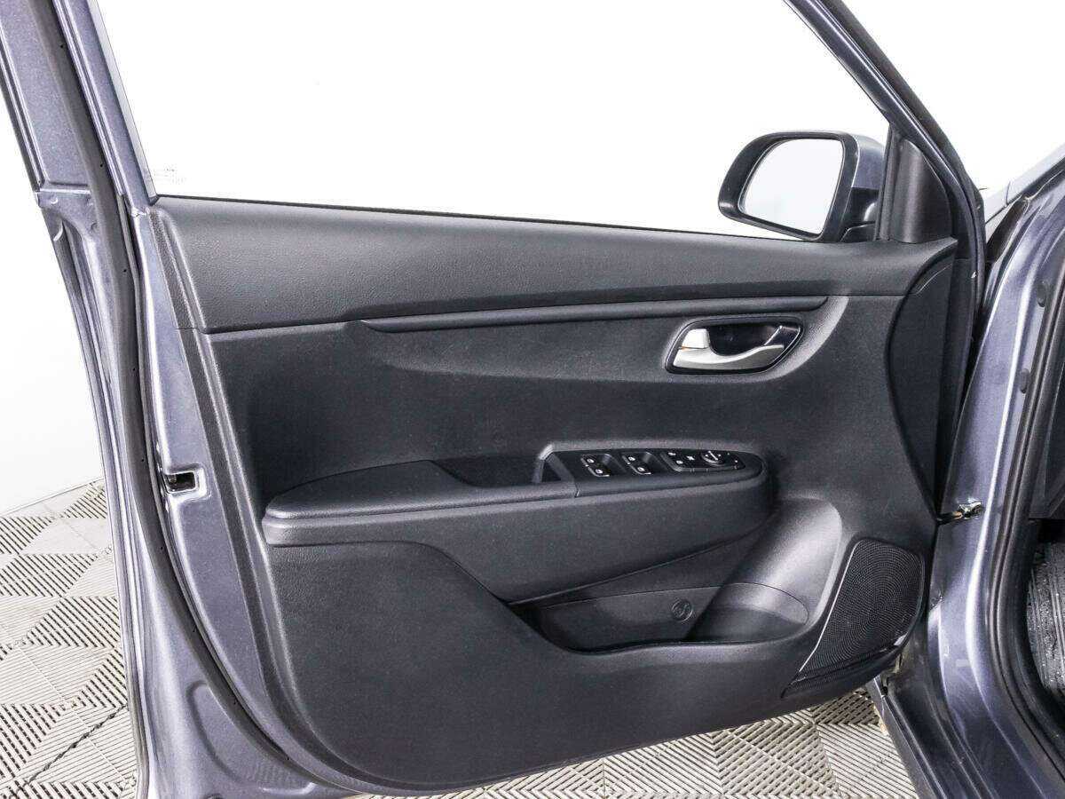 Kia Rio 2021 года с пробегом. Фото: #21