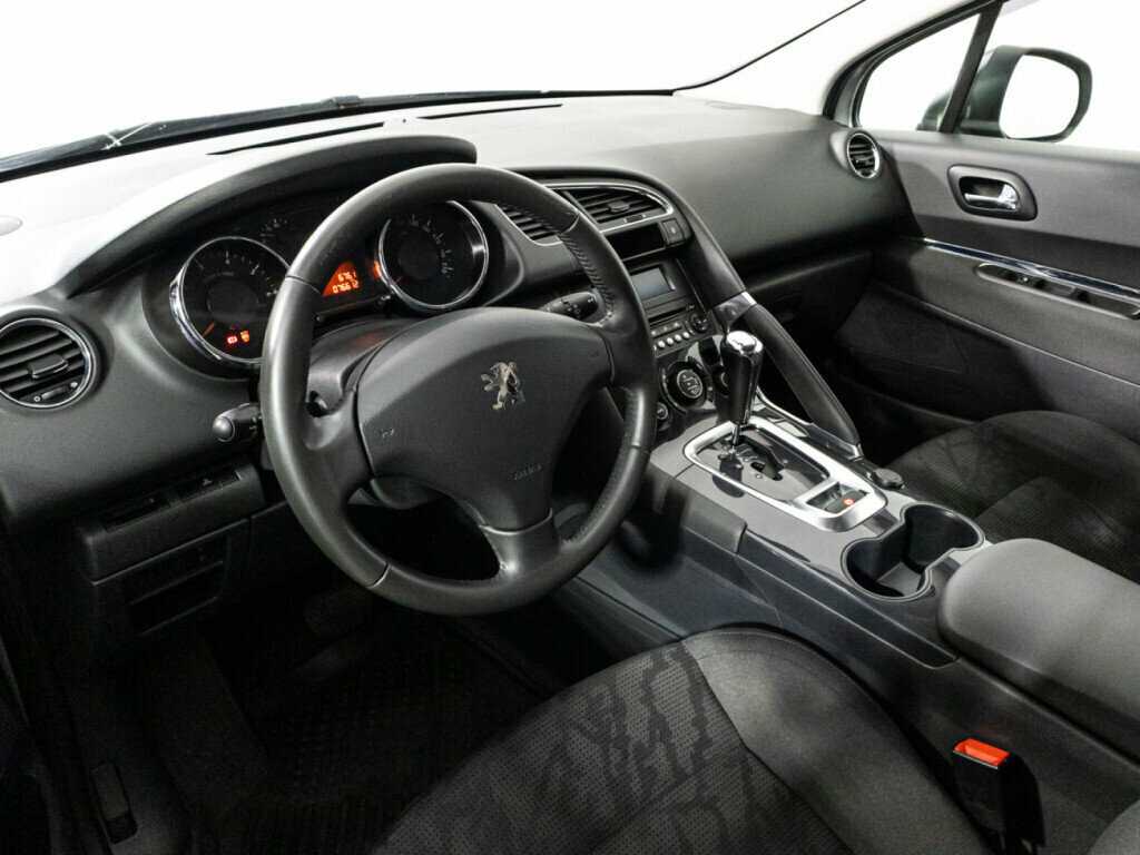 Peugeot 3008 2012 года с пробегом. Фото: #10