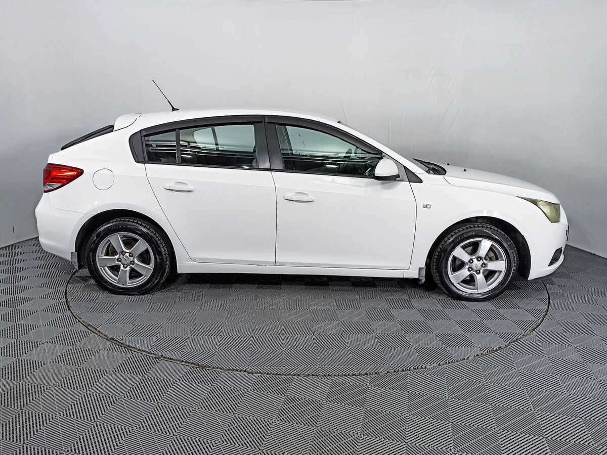 Chevrolet Cruze 2012 года с пробегом. Фото: #3