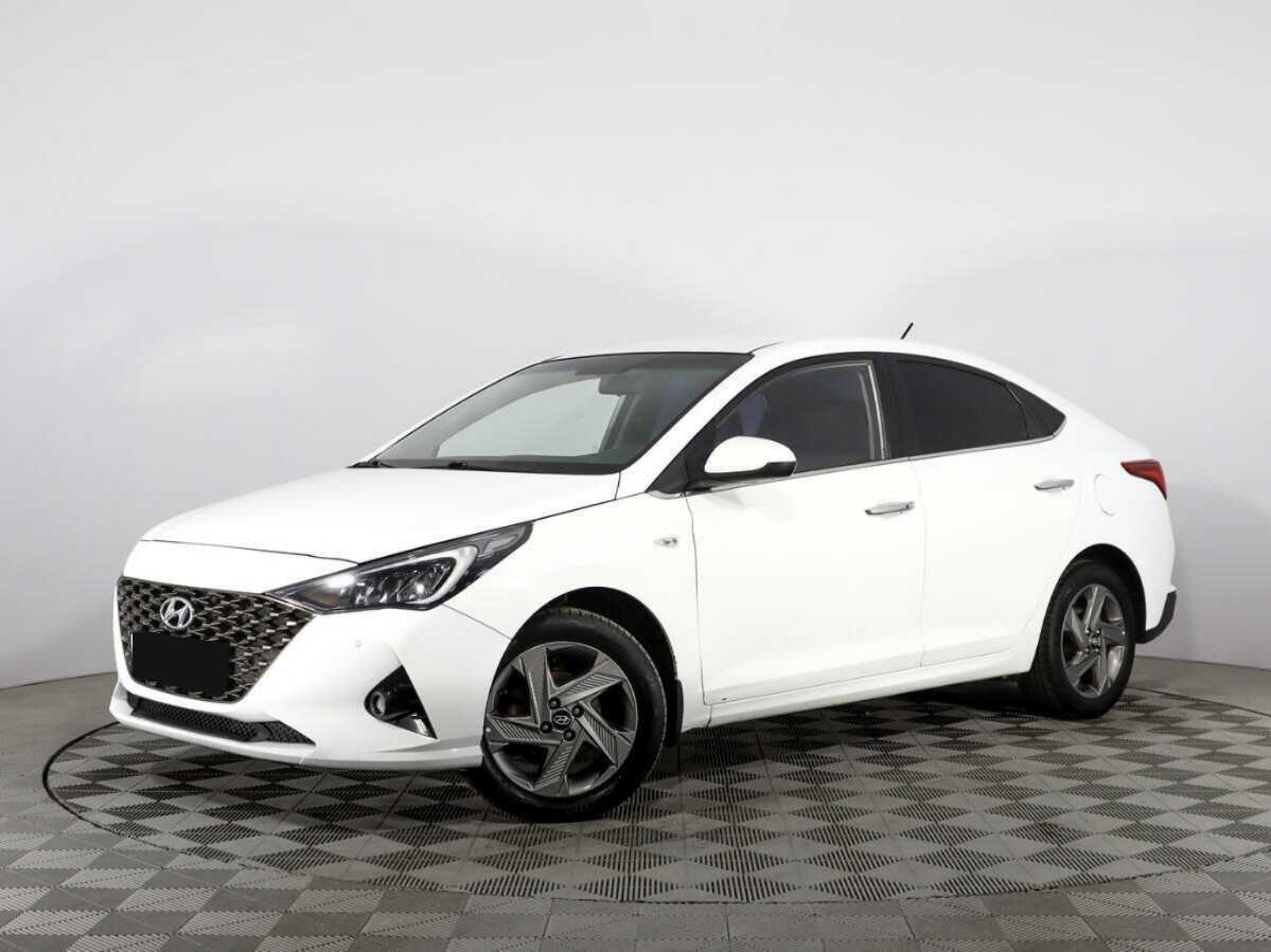 Hyundai Solaris 2020 года с пробегом. Посмотреть фото