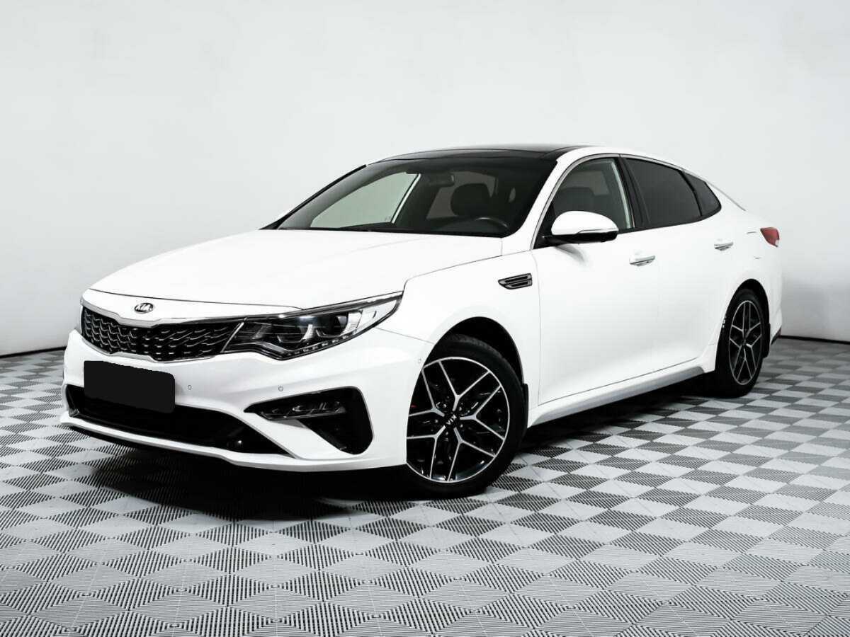 Kia Optima 2018 года с пробегом. Посмотреть фото