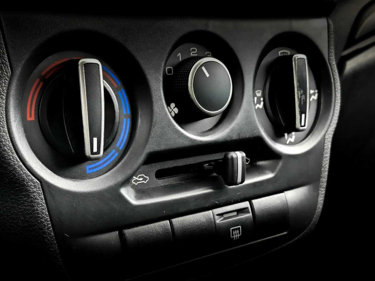 Lada (ВАЗ) Granta 2018 года с пробегом. Фото: #20